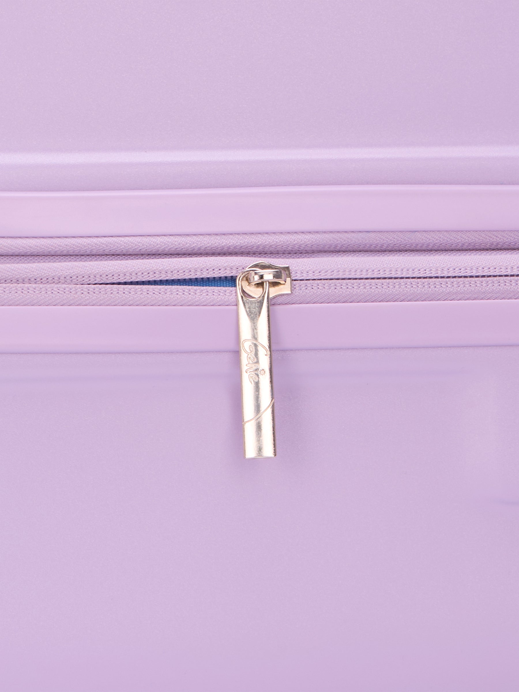 Genie Dew Hard Trolley Bag - Lush Lilac